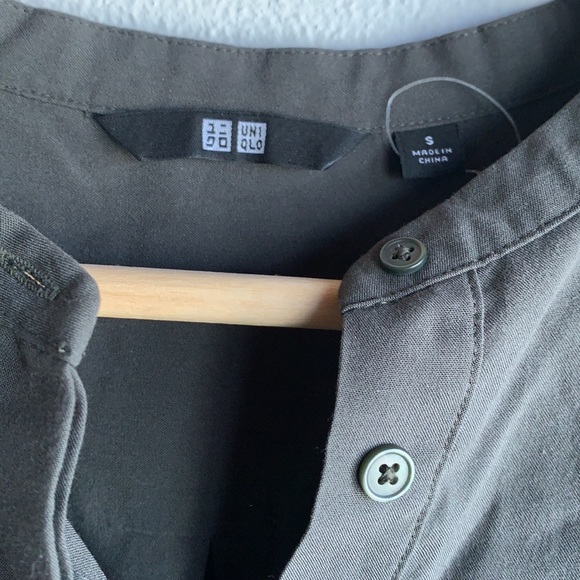 Light, airy green tunic perfect for summer! - Picture 2 of 3